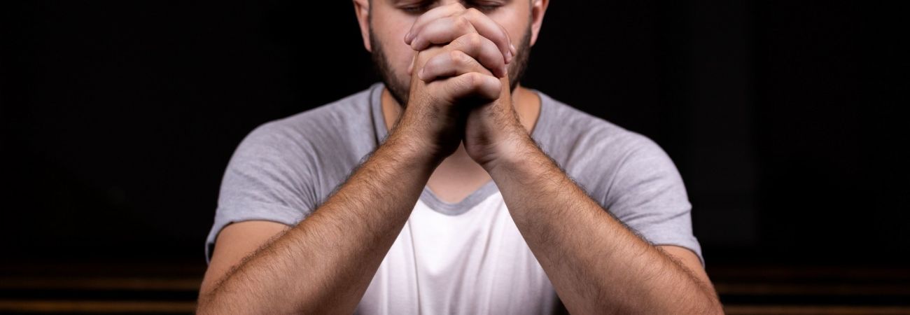Oração pode ajudar na cura de dependente químico